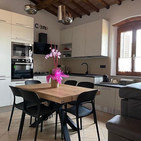 Ambra La Casa In Castelloヴィラ エクステリア 写真